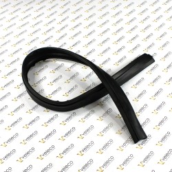 Górna uszczelka okna w lewych drzwiach Advena