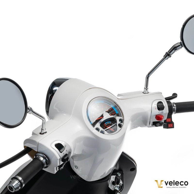Veleco CRISTAL: scooter de movilidad de tres ruedas con iluminación LED completa