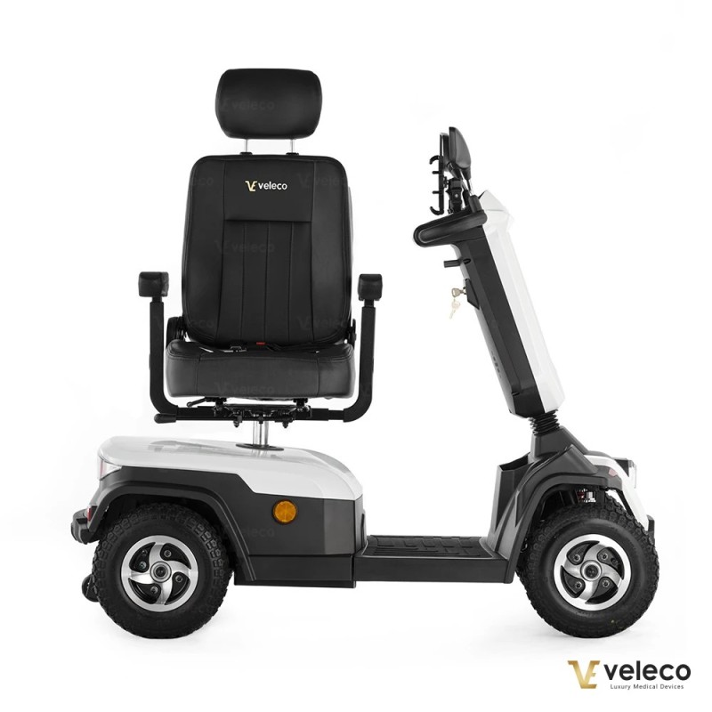 Veleco SHARPY: scooter de movilidad de 4 ruedas con asiento tipo capitán
