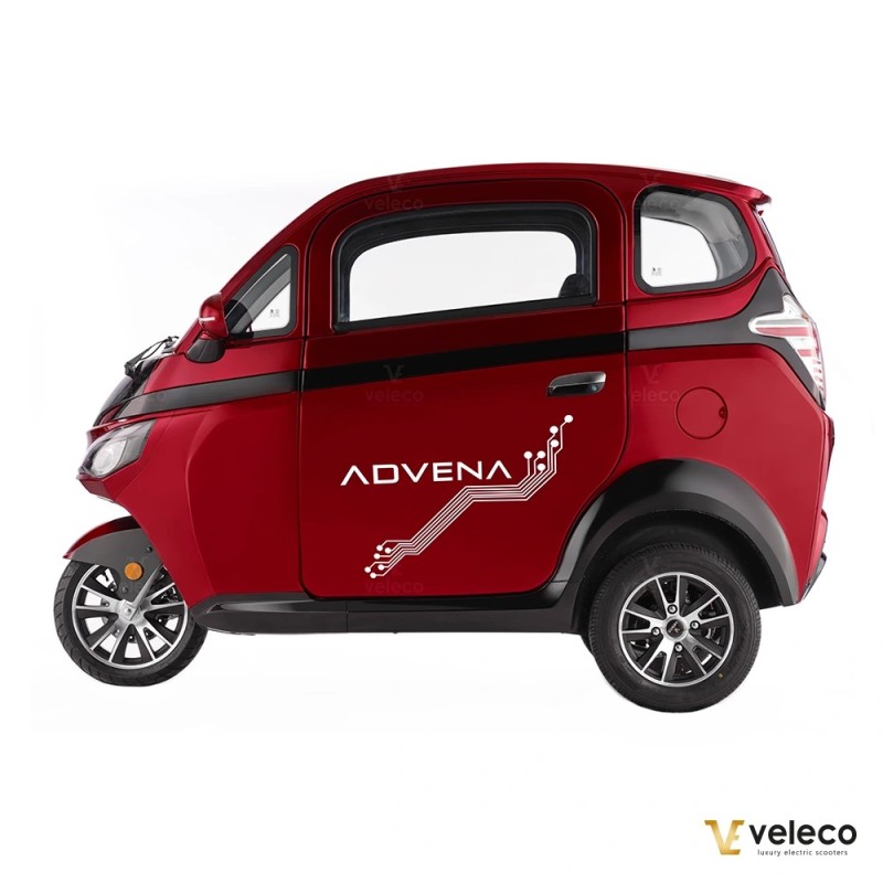 Veleco ADVENA: ciclomotor eléctrico cerrado de 2 plazas tipo coche