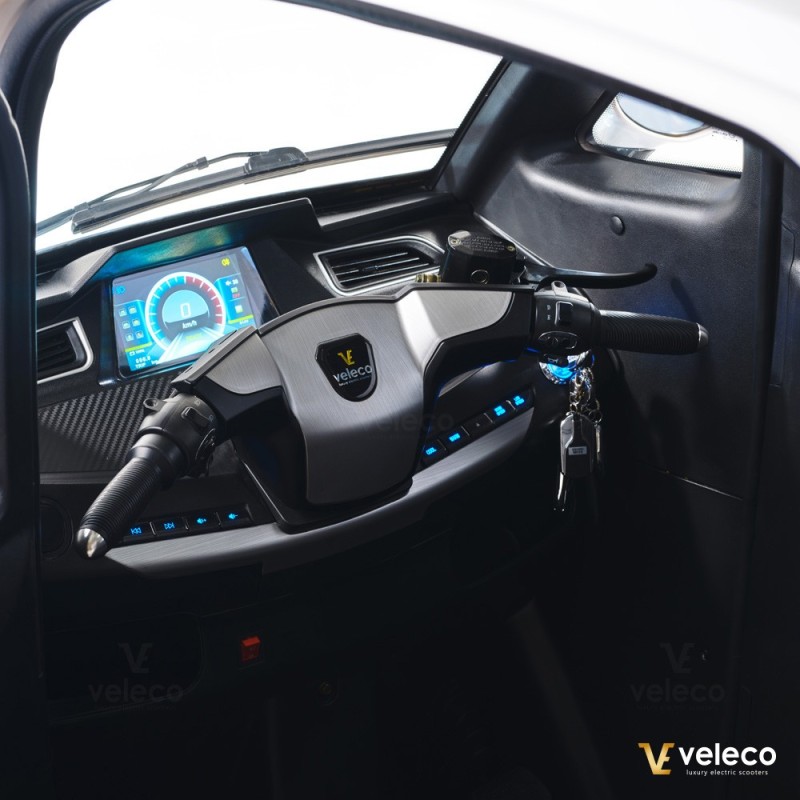 Veleco ADVENA: ciclomotor eléctrico cerrado de 2 plazas tipo coche